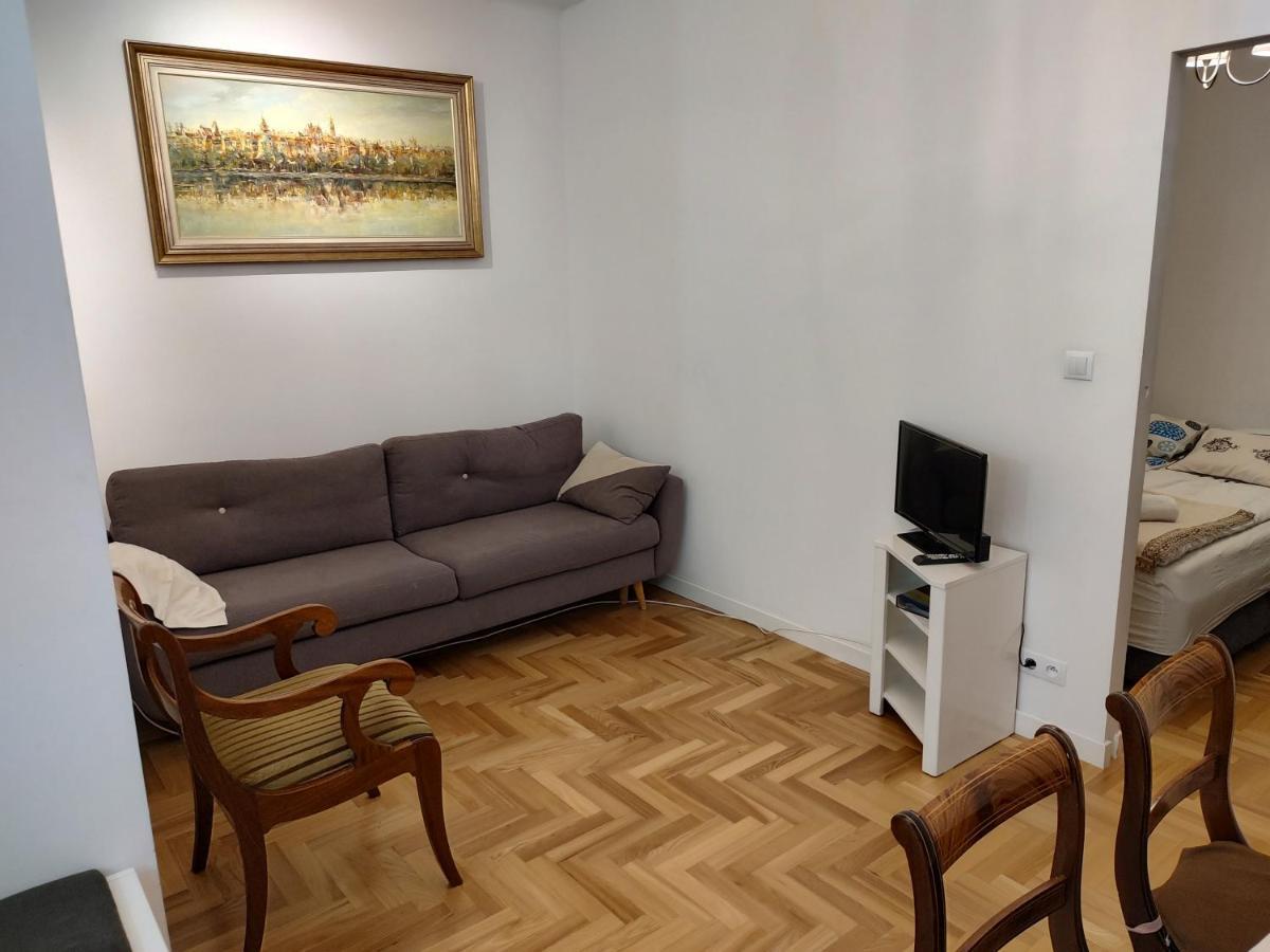 Apartamento Apartament Przy Starym Miescie Varsovia Exterior foto