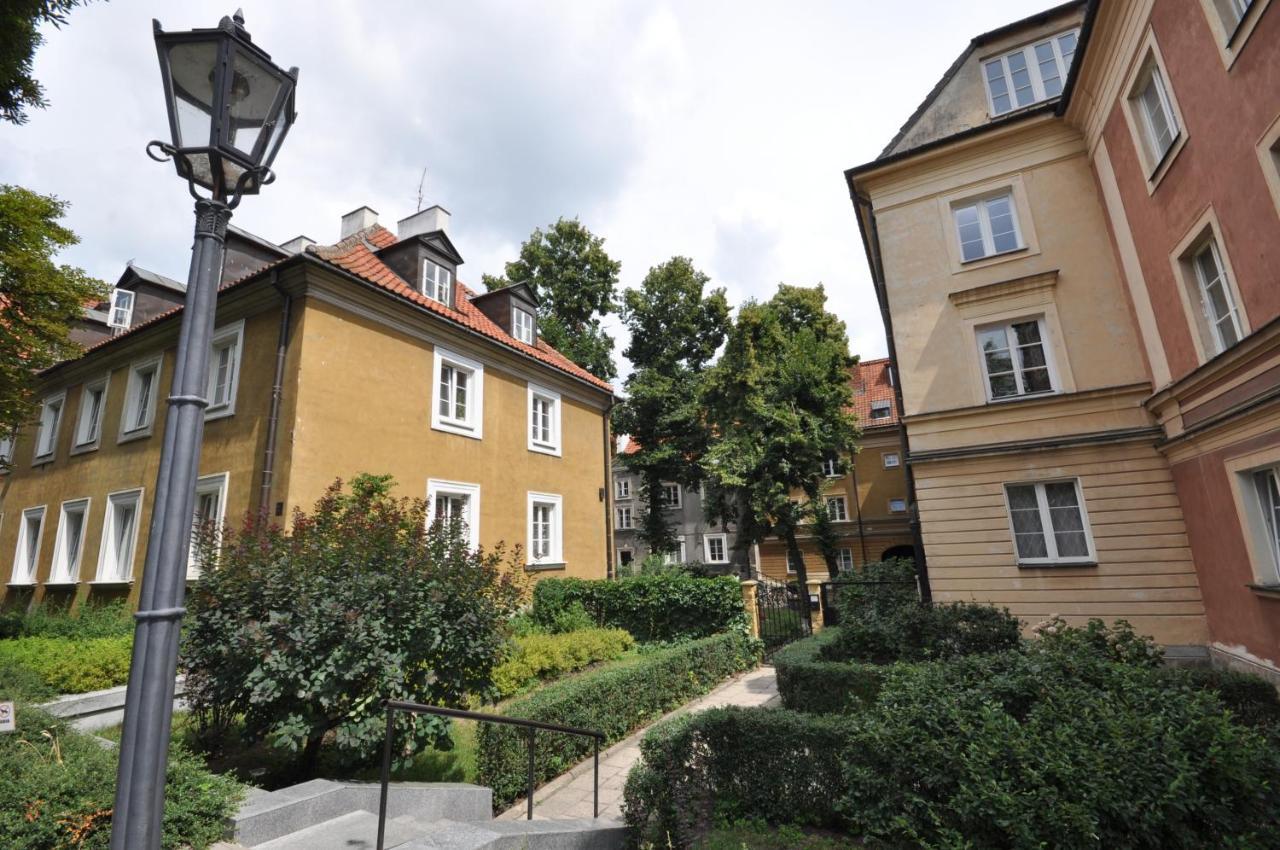 Apartamento Apartament Przy Starym Miescie Varsovia Exterior foto